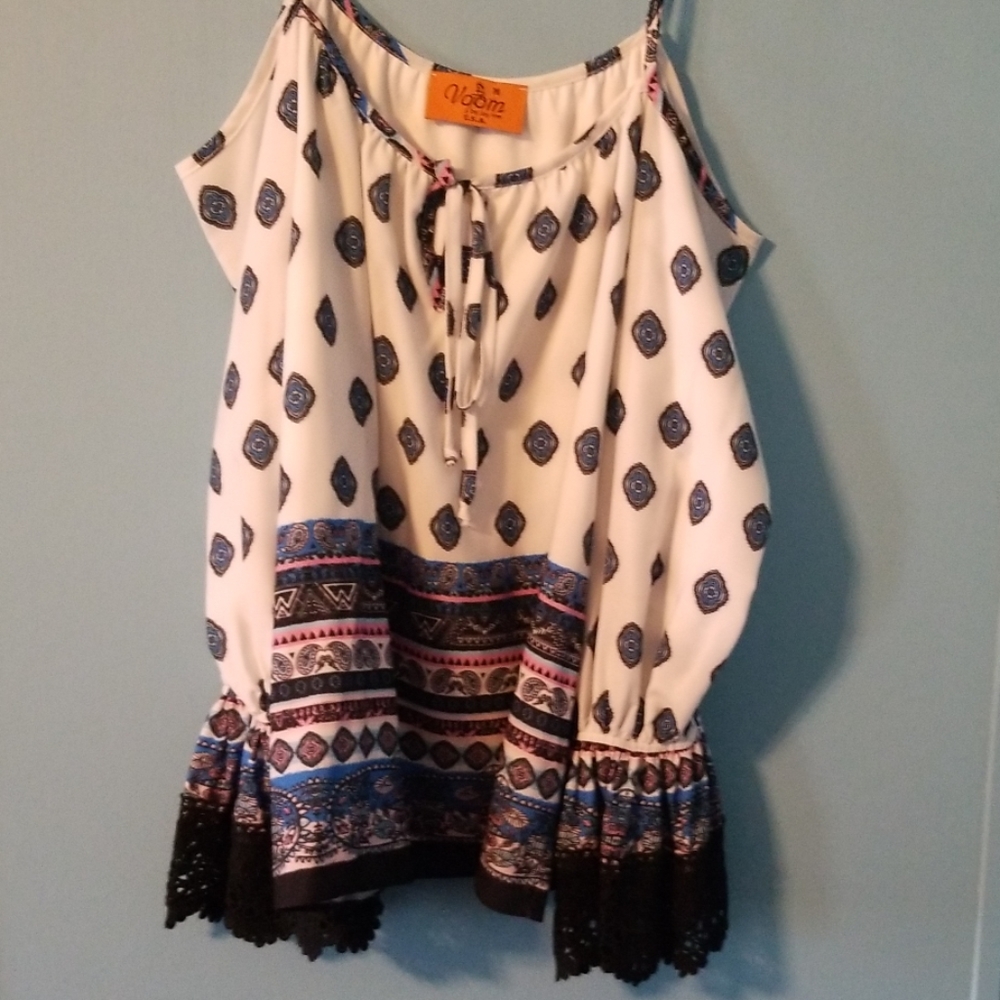 Last day!!! Cold shoulder top